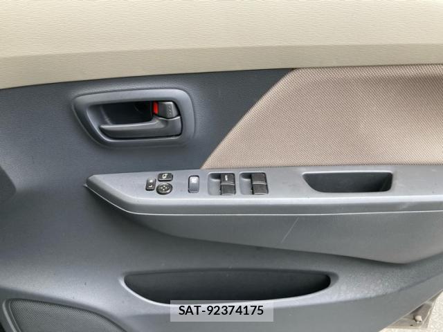 Suzuki WAGON R 2014-02 8378512-7