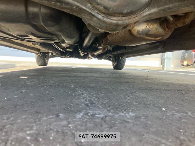 Suzuki WAGON R 2012-08 8378922-6