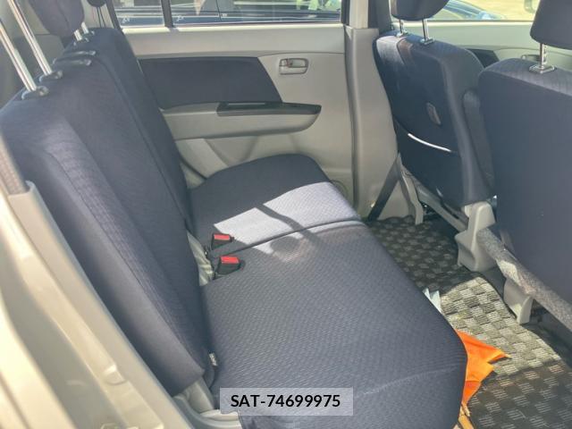 Suzuki WAGON R 2012-08 8378922-8