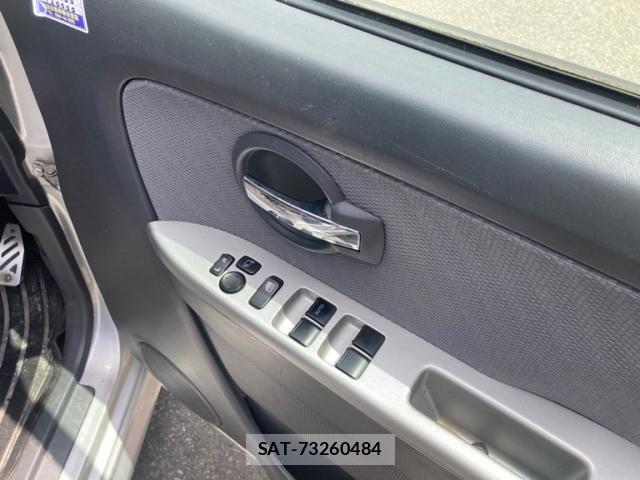 Suzuki WAGON R 2005-09 8378986-11