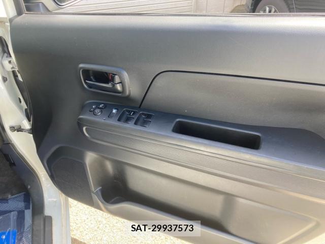 Suzuki WAGON R 2022-06 8379010-12
