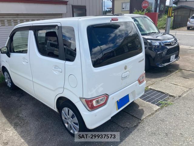 Suzuki WAGON R 2022-06 8379010-15
