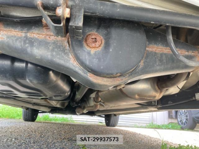 Suzuki WAGON R 2022-06 8379010-16