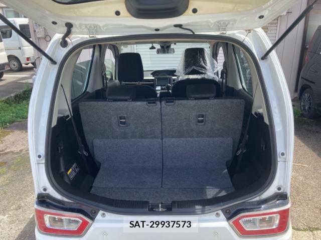 Suzuki WAGON R 2022-06 8379010-17