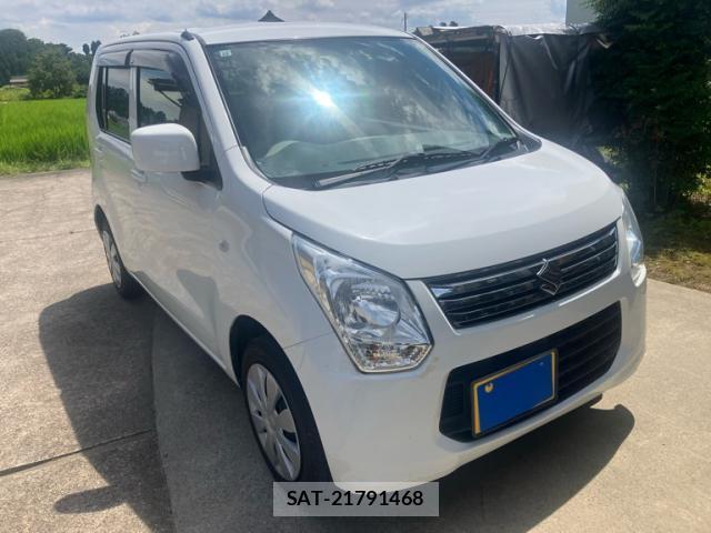 Suzuki WAGON R 2013-05 8379148-0