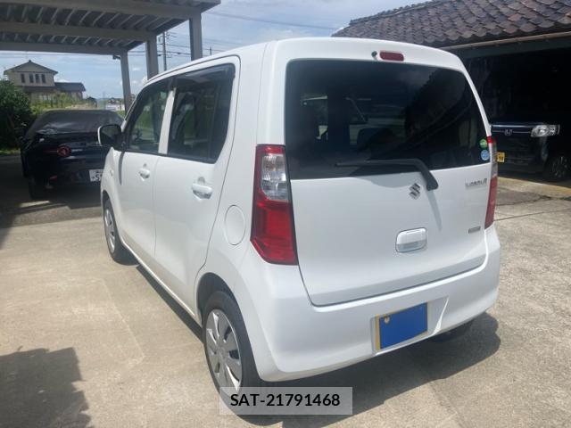 Suzuki WAGON R 2013-05 8379148-13