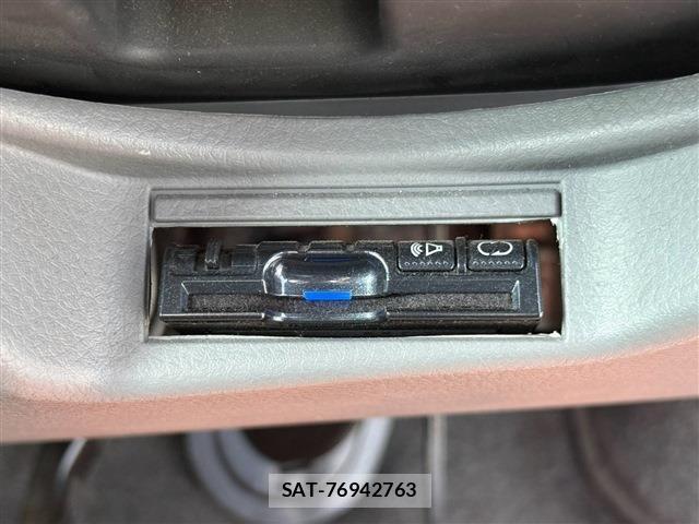 Suzuki WAGON R 2011-11 8379909-11
