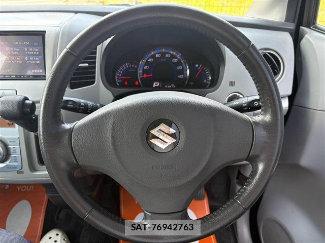 Suzuki WAGON R 2011-11 8379909-6