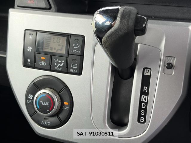 Daihatsu WAKE 2014-12 8379511-13