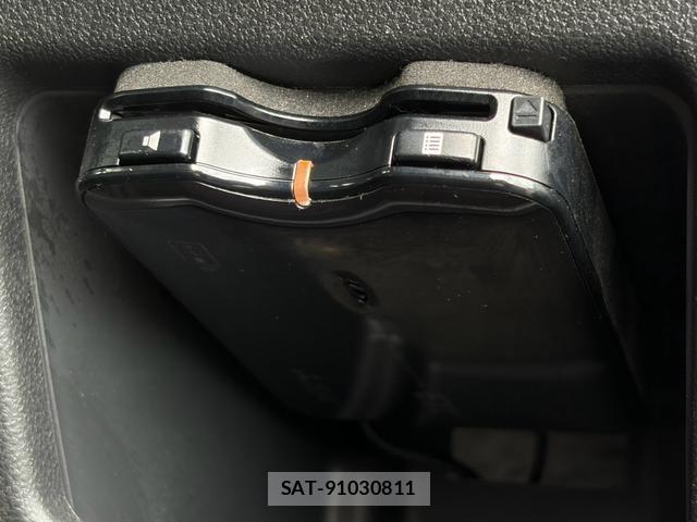 Daihatsu WAKE 2014-12 8379511-9