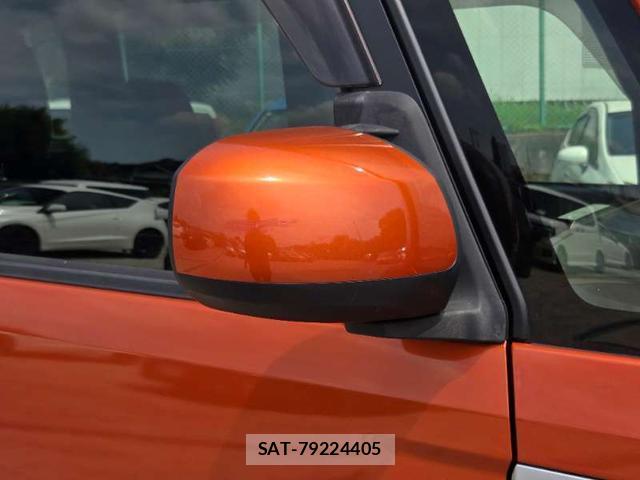 Daihatsu WAKE 2015-05 8379619-14