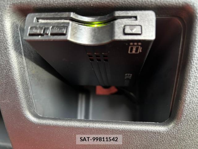Daihatsu WAKE 2018-09 8380166-8