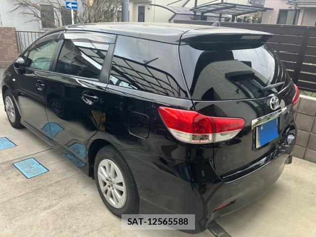 Toyota WISH 2009-11 8378714-13