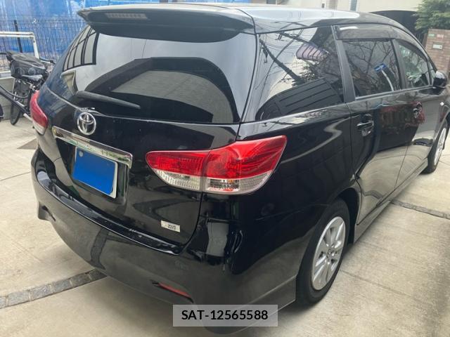 Toyota WISH 2009-11 8378714-2