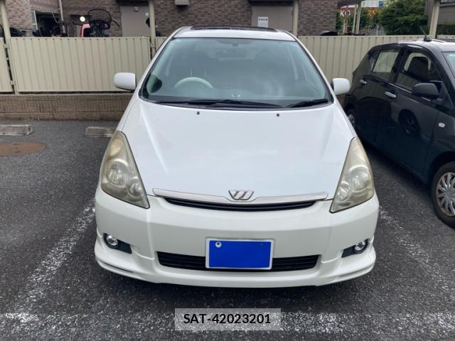 Toyota WISH 2005-04 8379886-0
