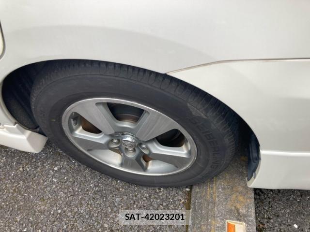 Toyota WISH 2005-04 8379886-6