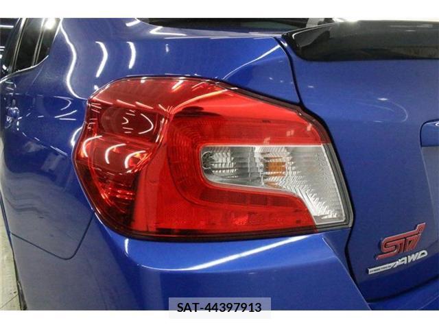 Subaru WRX S4 2018-10 8380077-17