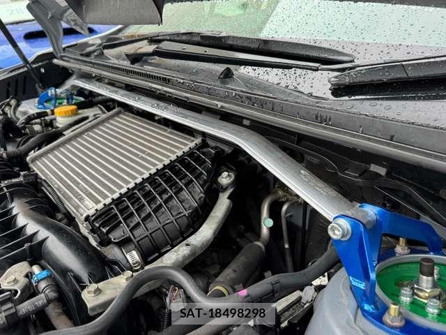 Subaru WRX S4 2015-03 8380205-10