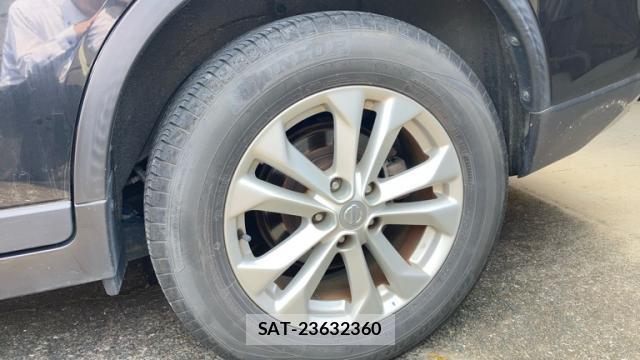 Nissan X-TRAIL 2014-04 8378993-5