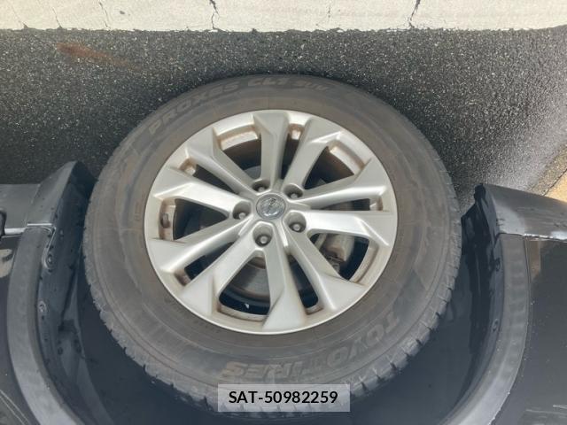 Nissan X-TRAIL 2015-12 8379063-12