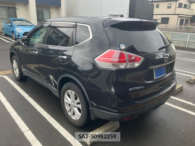 Nissan X-TRAIL 2015-12 8379063-13