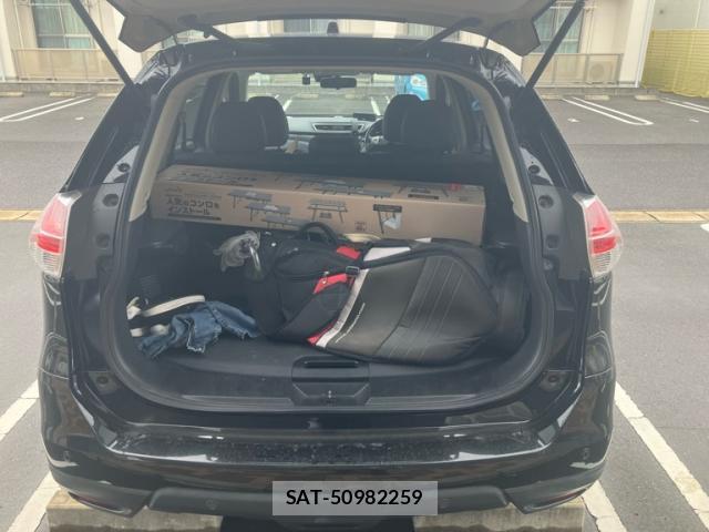 Nissan X-TRAIL 2015-12 8379063-7