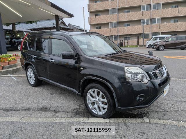 Nissan X-TRAIL 2013-08 8379279-12