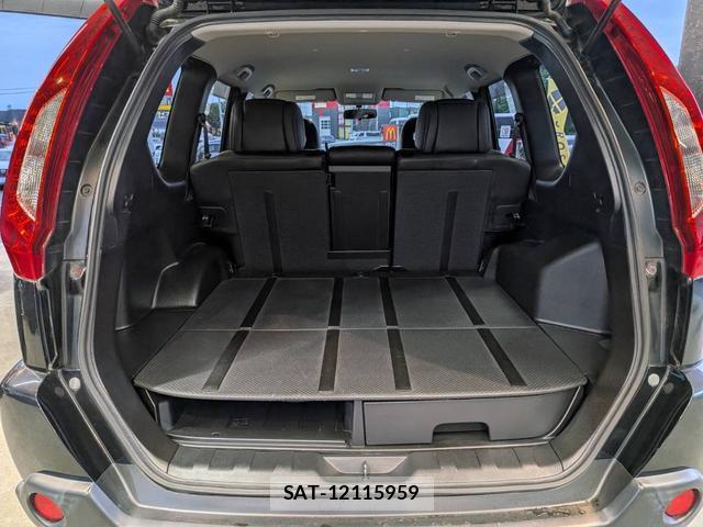 Nissan X-TRAIL 2013-08 8379279-15