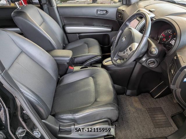 Nissan X-TRAIL 2013-08 8379279-5