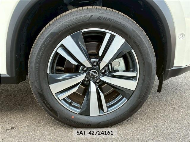 Nissan X-TRAIL 2026-03 8379286-9