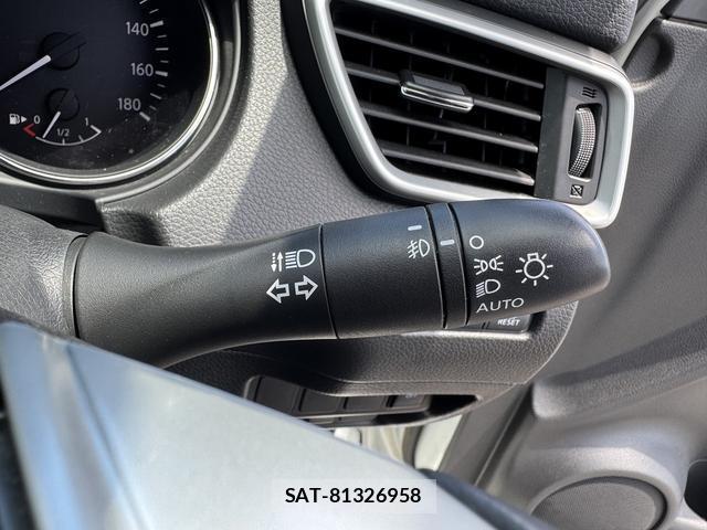 Nissan X-TRAIL 2016-01 8379754-10