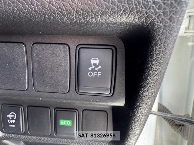 Nissan X-TRAIL 2016-01 8379754-7