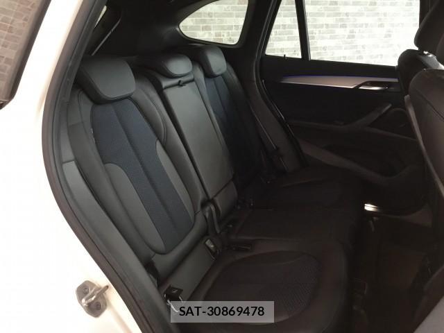 Bmw X1 2021-06 8379551-10