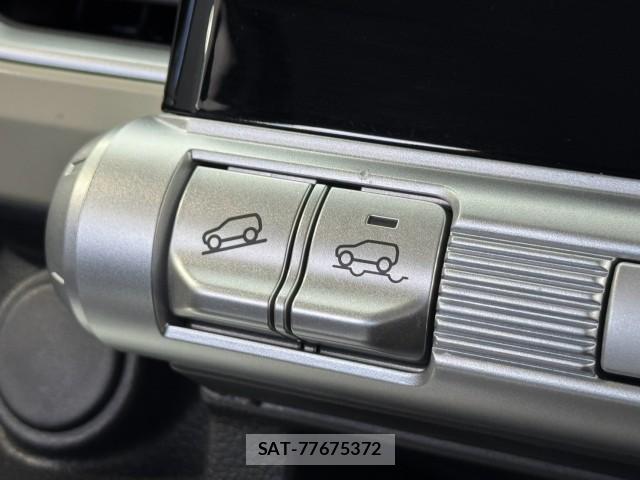Suzuki X BEE 2021-08 8378861-6