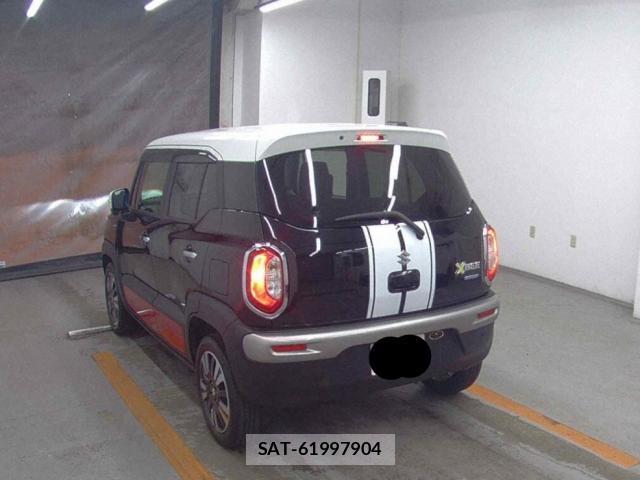 Suzuki X BEE 2022-12 8379188-1
