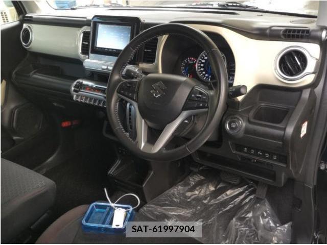 Suzuki X BEE 2022-12 8379188-2