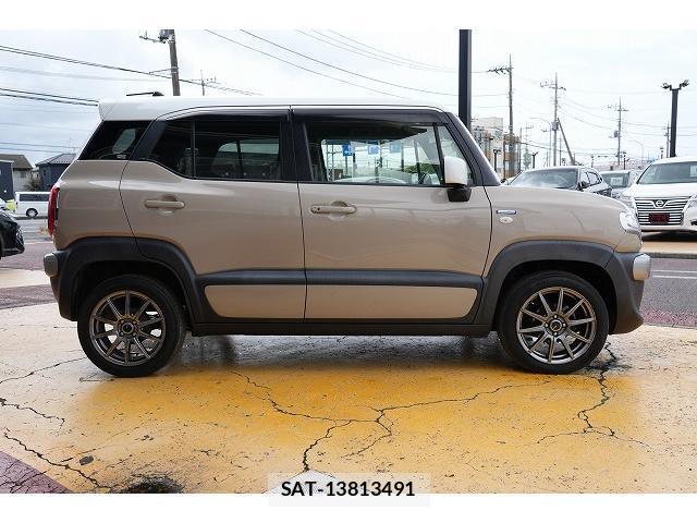 Suzuki X BEE 2018-04 8379923-19