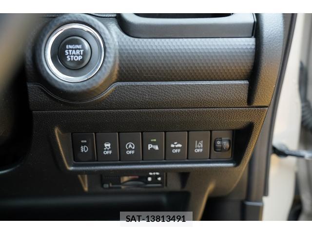 Suzuki X BEE 2018-04 8379923-7