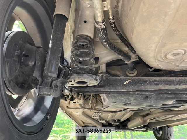 Suzuki X BEE 2018-05 8380112-19