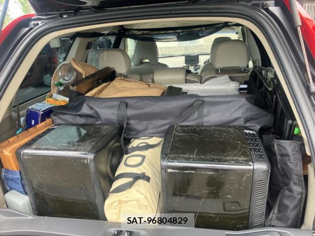 Volvo XC90 2005-05 8378883-10