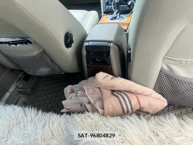 Volvo XC90 2005-05 8378883-11