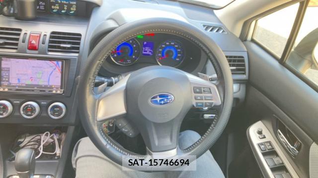 Subaru XV HYBRID 2013-11 8378926-12