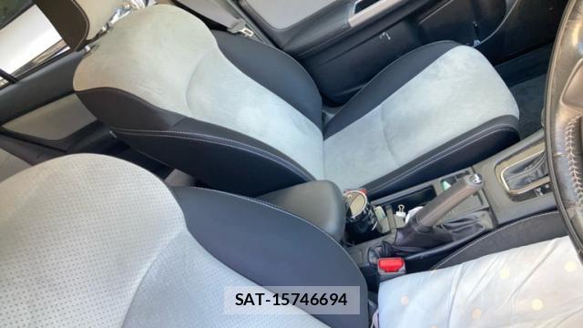 Subaru XV HYBRID 2013-11 8378926-4