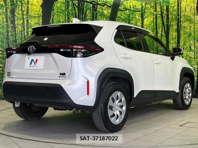 Toyota YARIS CROSS 2023-01 8378657-16