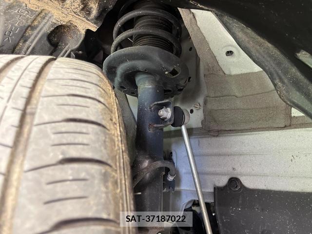 Toyota YARIS CROSS 2023-01 8378657-19