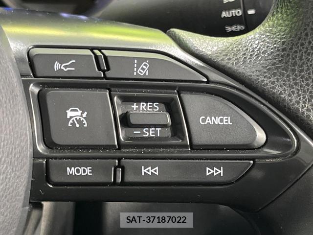 Toyota YARIS CROSS 2023-01 8378657-5