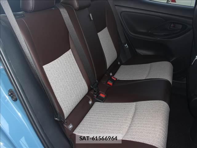 Toyota YARIS CROSS 2021-09 8378960-18