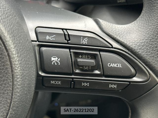 Toyota YARIS 2021-01 8378613-16