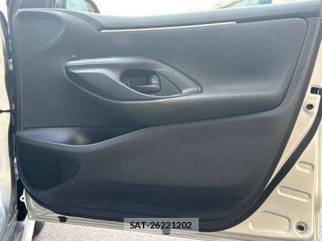 Toyota YARIS 2021-01 8378613-17