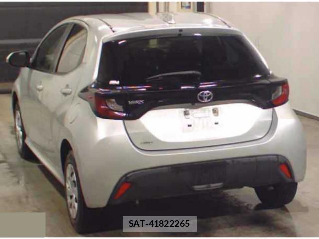 Toyota YARIS 2022-04 8378803-1